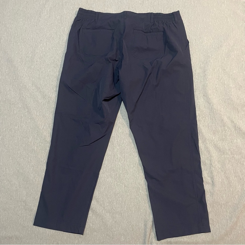 Kirkland Signature Travel Pants Size 10 Navy Blue Ankle Stretch Lightweight - Picture 5 of 11